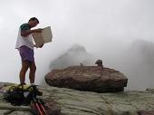 Da Carona al Pizzo del Becco (2507 m.) per via ferrata, con discesa dal Passo di Sardegnana, Lago Colombo e Laghi Gemelli il 25 agosto 2009 -  FOTOGALLERY